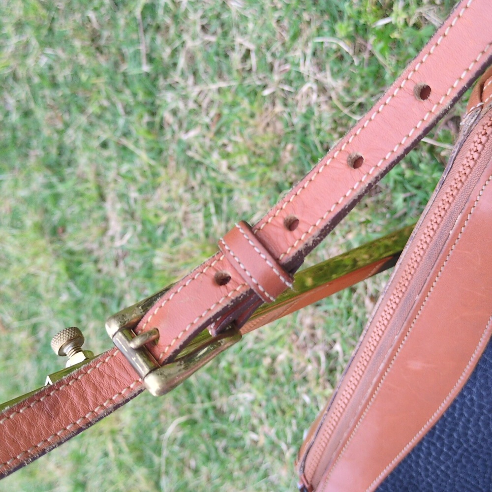 Dooney & Bourke Vintage Pebbled All Weather Leather Crossbody Navy Purse - Picture 3 of 16